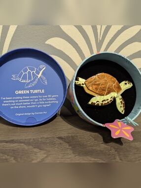 Erstwilder Green Turtle Brooch
